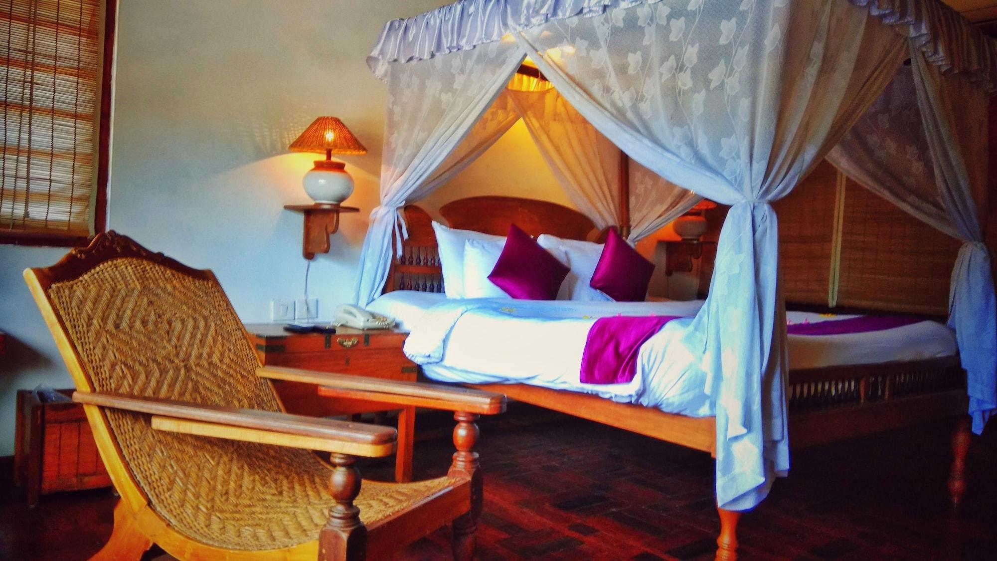Punnamada Resort Alappuzha Экстерьер фото