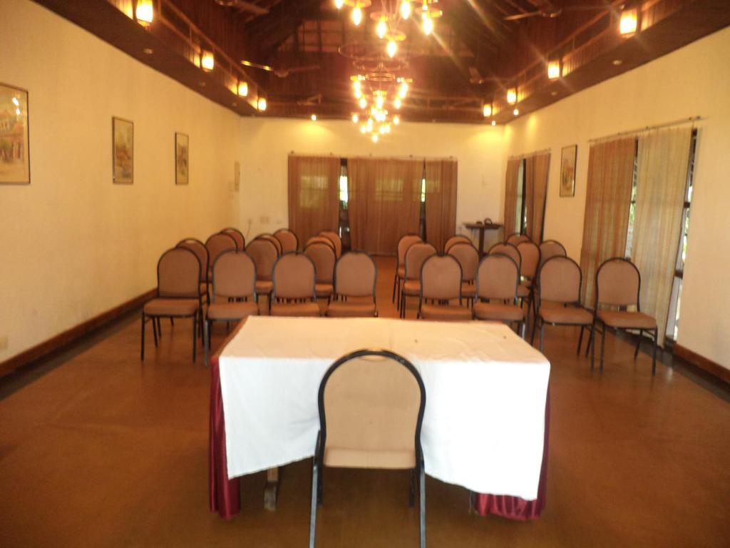 Punnamada Resort Alappuzha Экстерьер фото