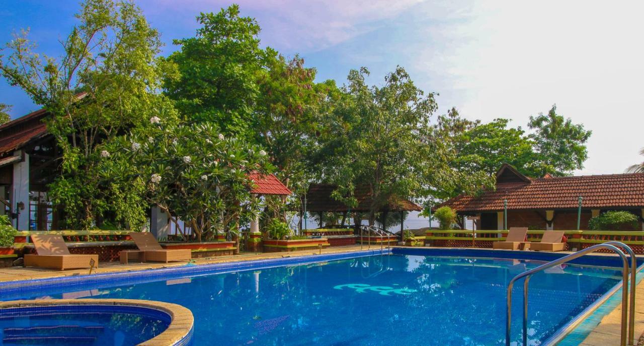 Punnamada Resort Alappuzha Экстерьер фото