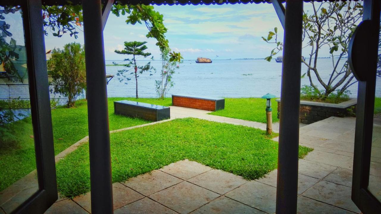 Punnamada Resort Alappuzha Экстерьер фото